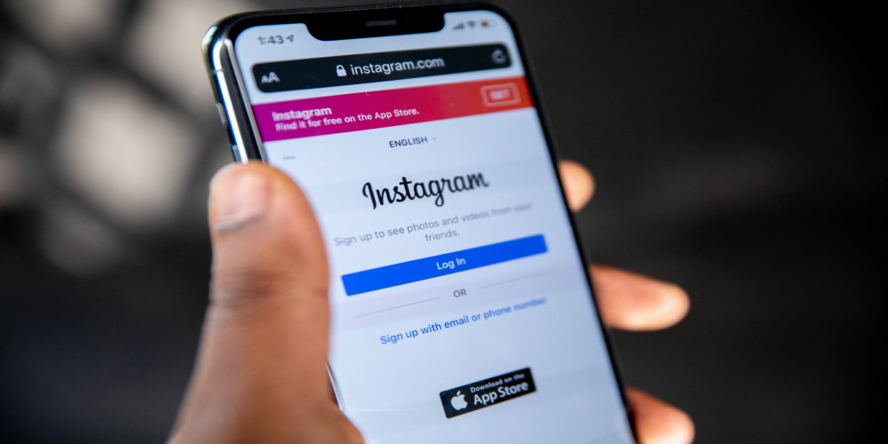 Instagram Research: Influence on Teens Mental Health Image